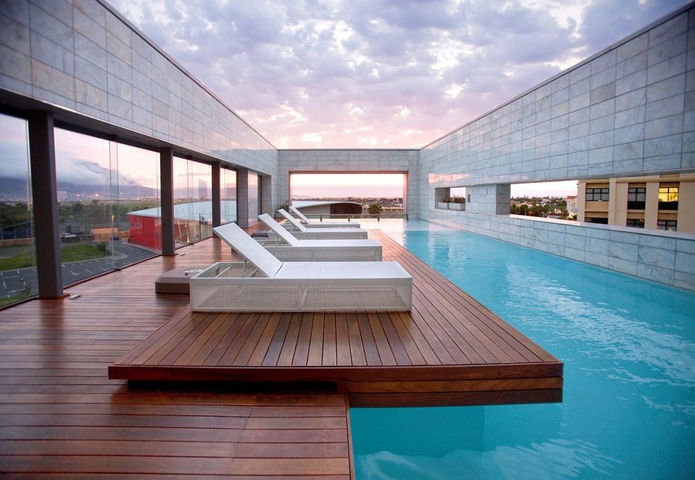 Hotel Marriott Crystal Towers Cape Town