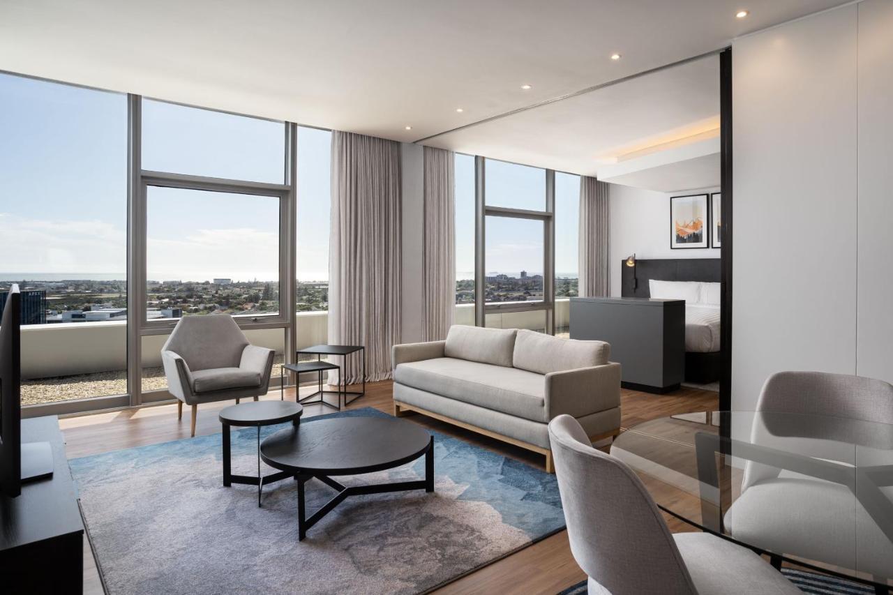 Marriott Crystal Towers