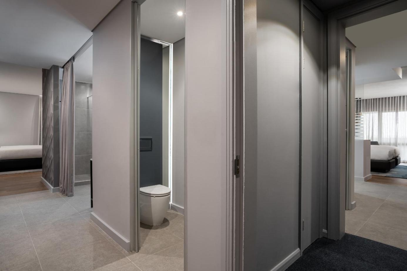 Marriott Crystal Towers Hotel 4*