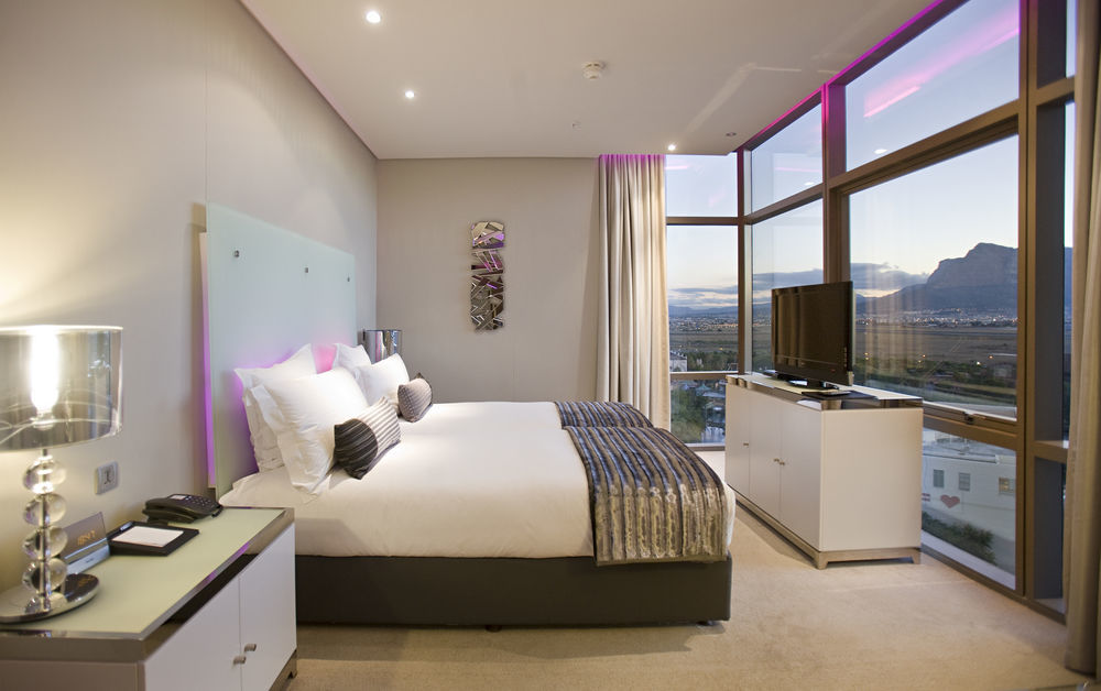 Hotel Marriott Crystal Towers 4*
