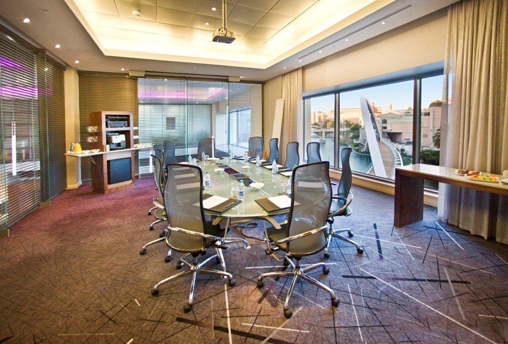 Hotel Marriott Crystal Towers 4*