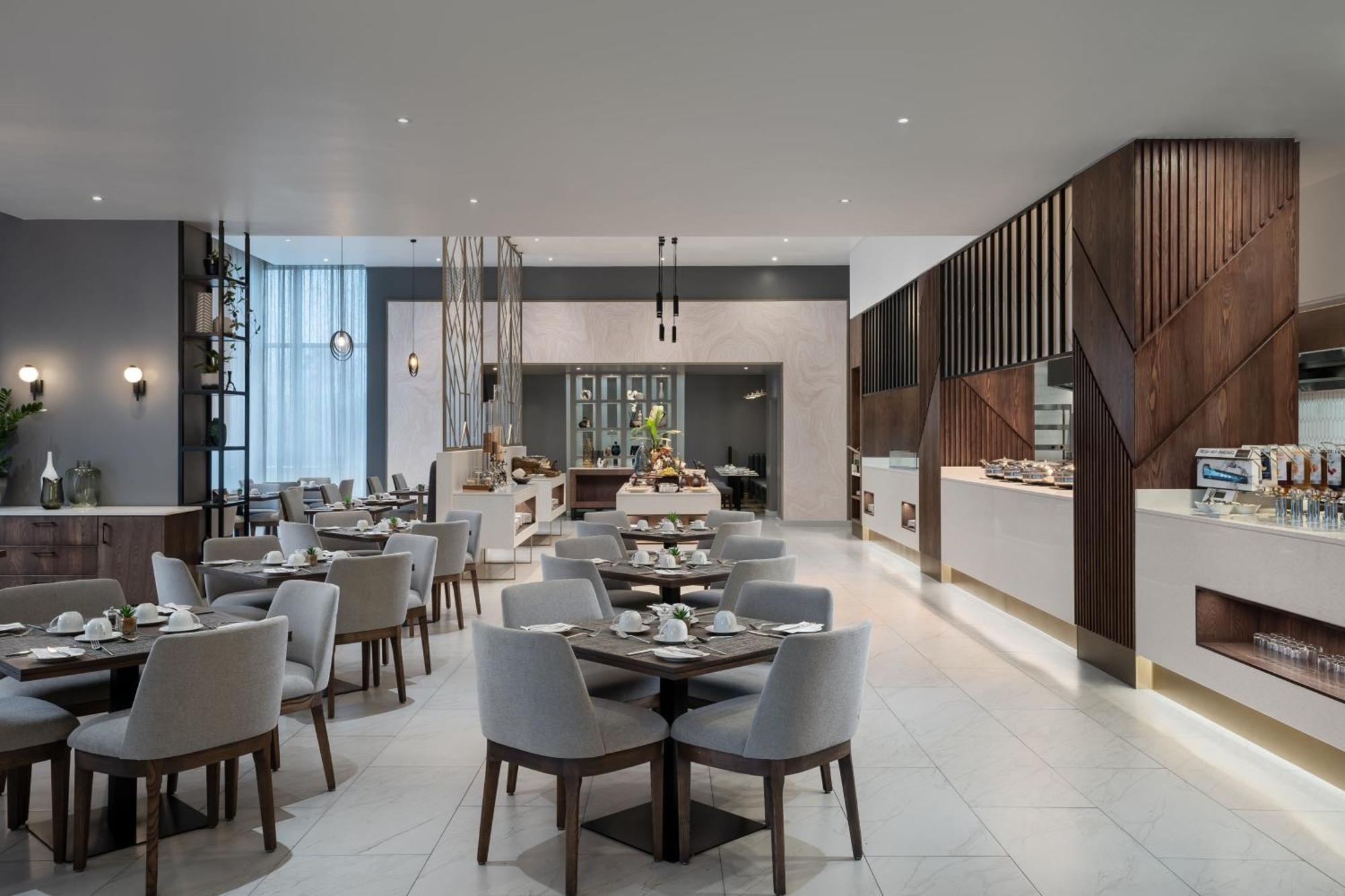 Marriott Crystal Towers 4*
